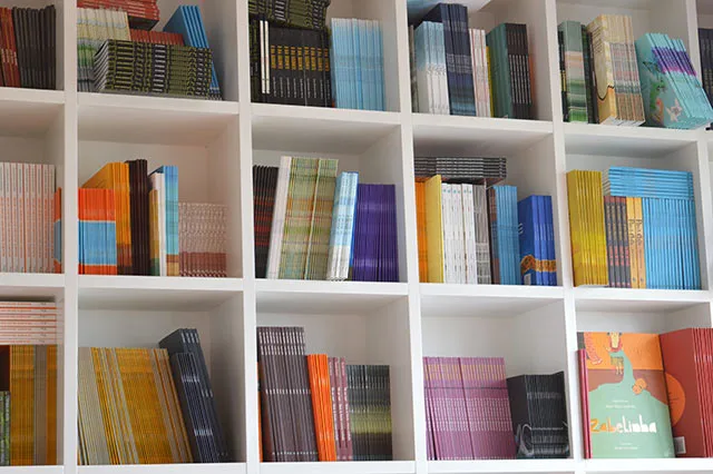 Du manuscrit à la librairie : comment un éditeur indépendant sélectionne un texte et crée un livre Du manuscrit à la librairie : comment un éditeur indépendant sélectionne un texte et crée un livre